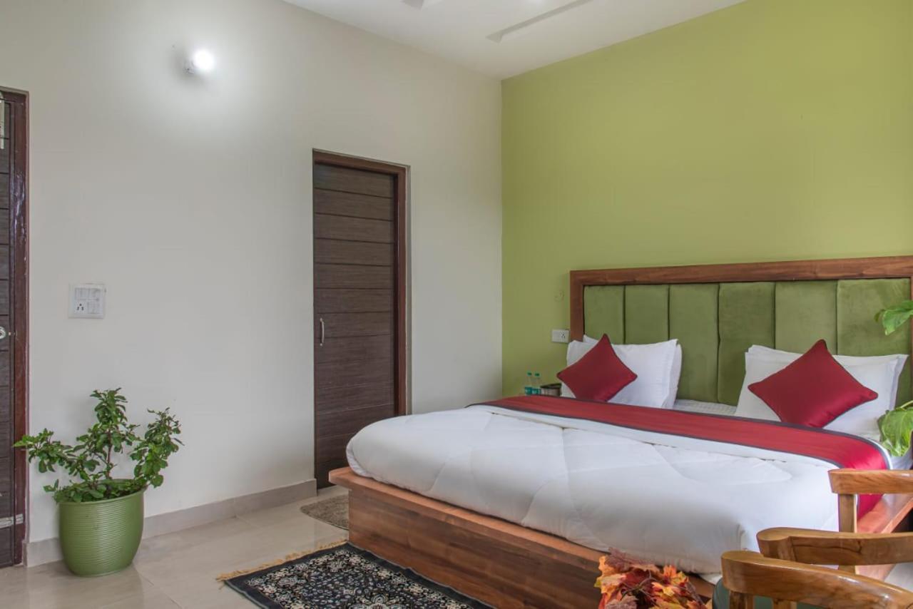 Host Jatin Kasauli Pine Villa 7Oi827O7O3 Екстер'єр фото